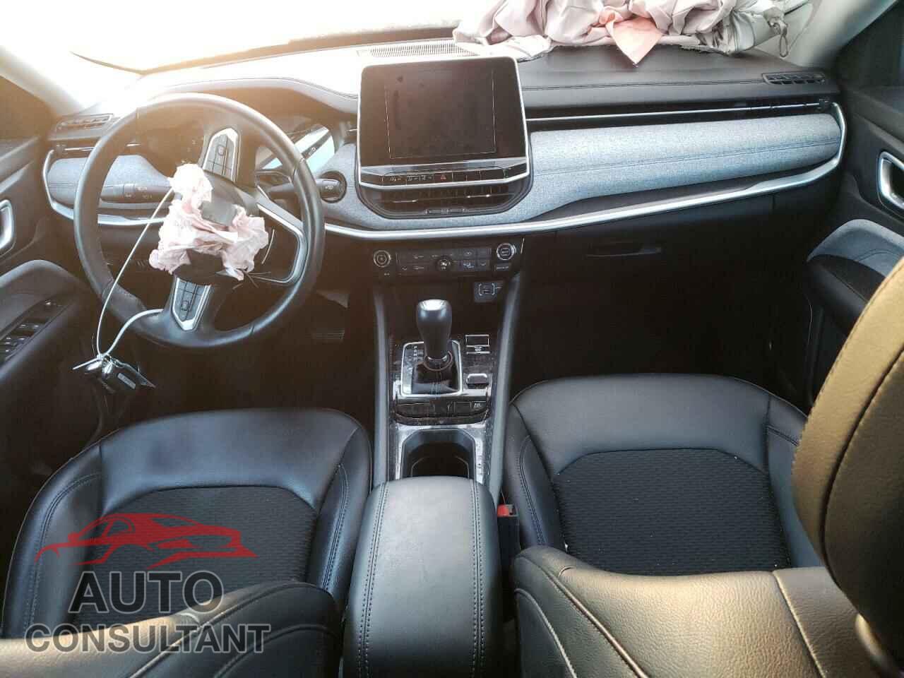 JEEP COMPASS 2022 - 3C4NJDBB7NT133003