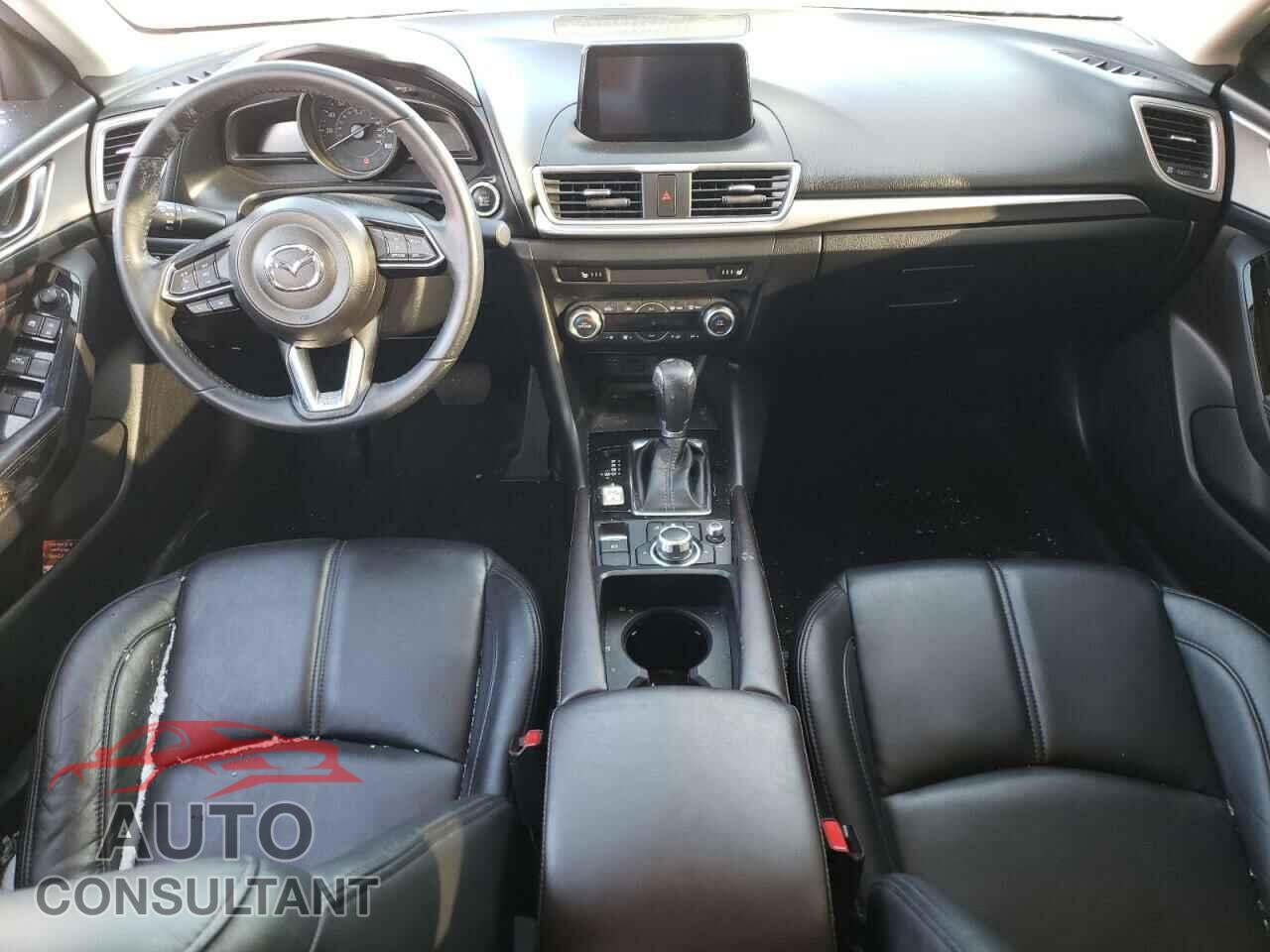 MAZDA 3 2017 - 3MZBN1V70HM139511