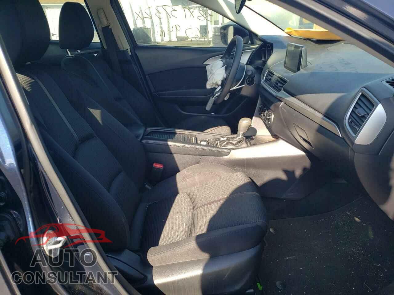 MAZDA 3 2017 - 3MZBN1U73HM105144