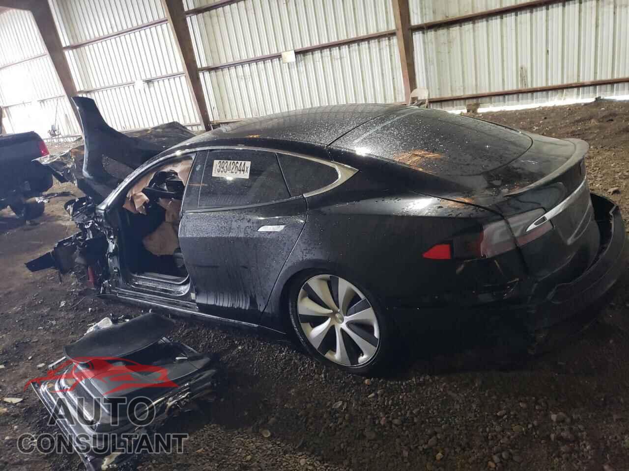 TESLA MODEL S 2021 - 5YJSA1E47MF423673