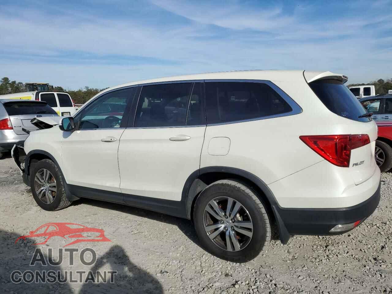 HONDA PILOT 2017 - 5FNYF6H76HB061002