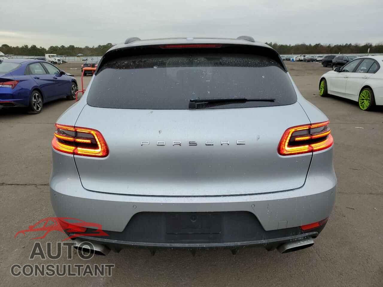 PORSCHE MACAN 2017 - WP1AA2A57HLB04355