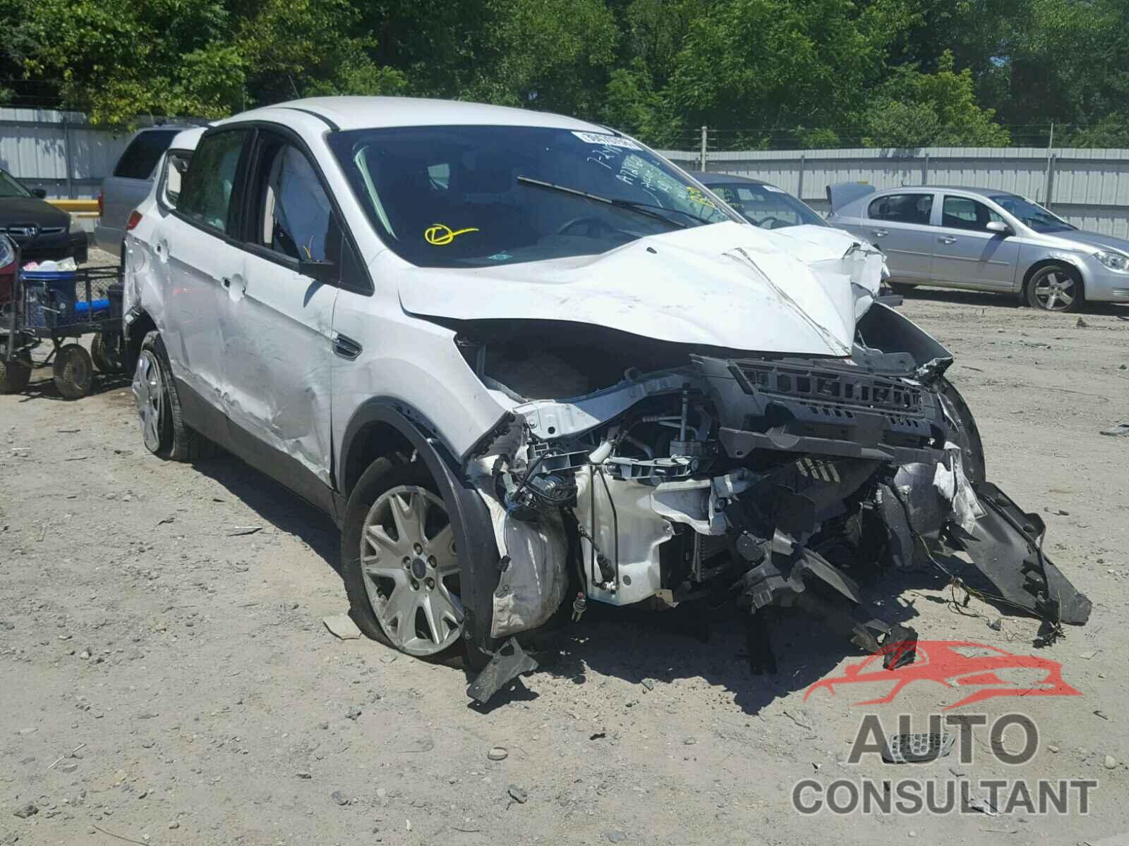 FORD ESCAPE 2015 - 1FMCU0F78FUA72860