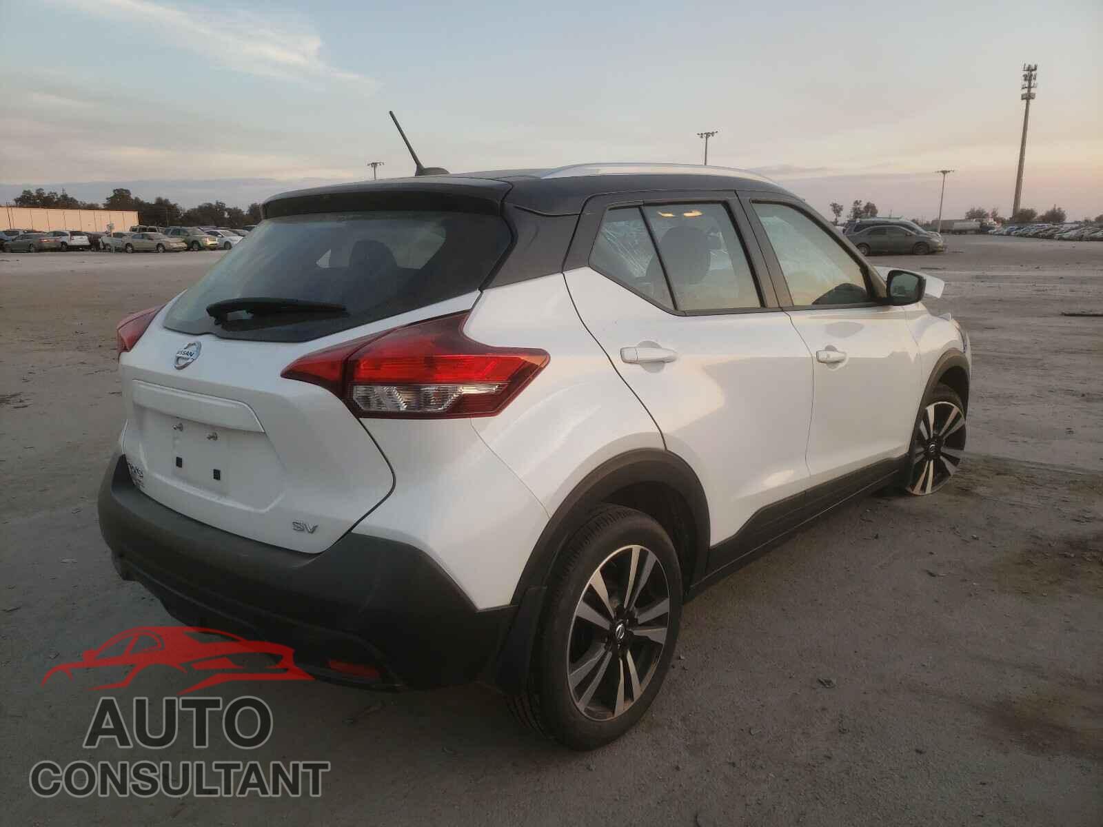NISSAN KICKS 2019 - 3N1CP5CU3KL560883