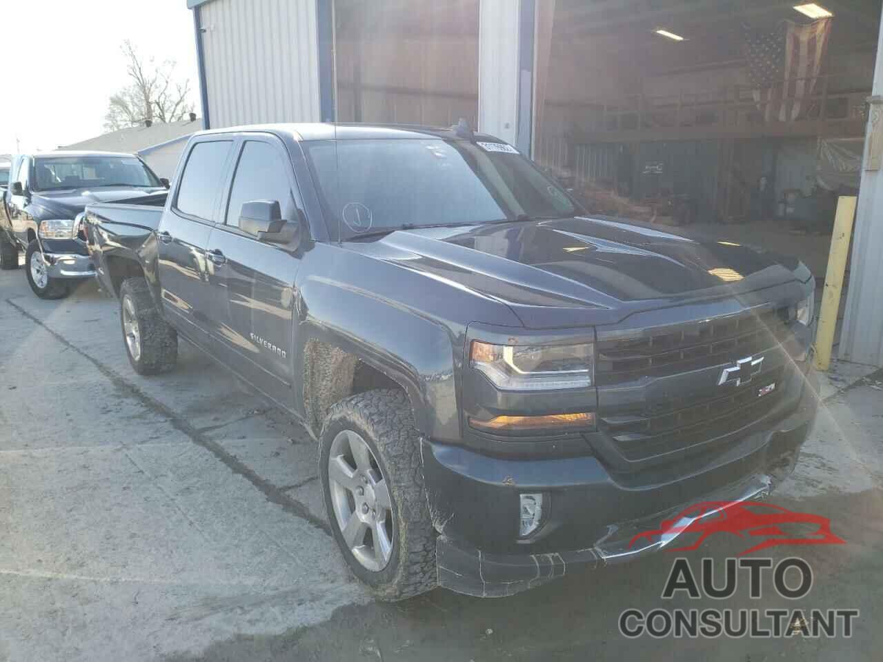 CHEVROLET SILVERADO 2018 - 3GCUKREC2JG536142