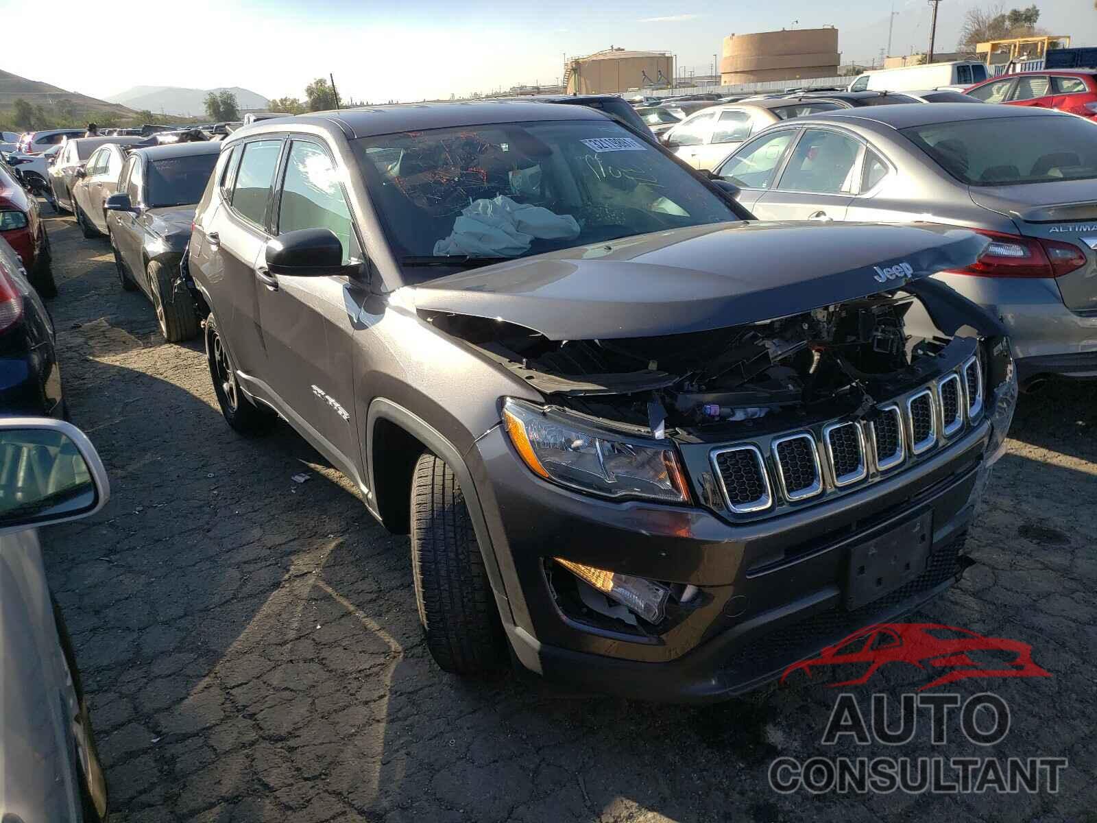 JEEP COMPASS 2018 - 3C4NJCAB3JT318817