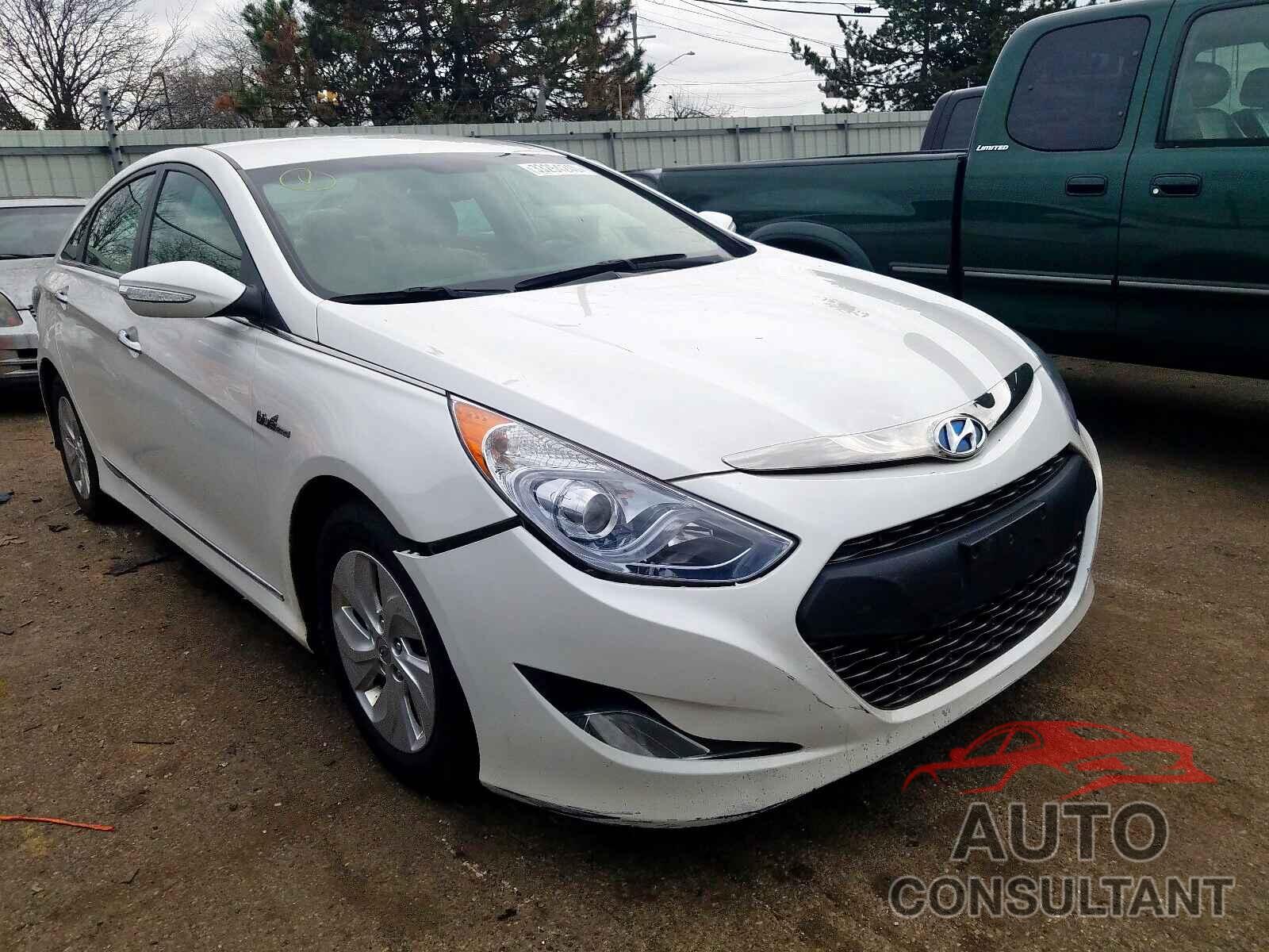 HYUNDAI SONATA 2015 - 3N1CN7AP4HL845907