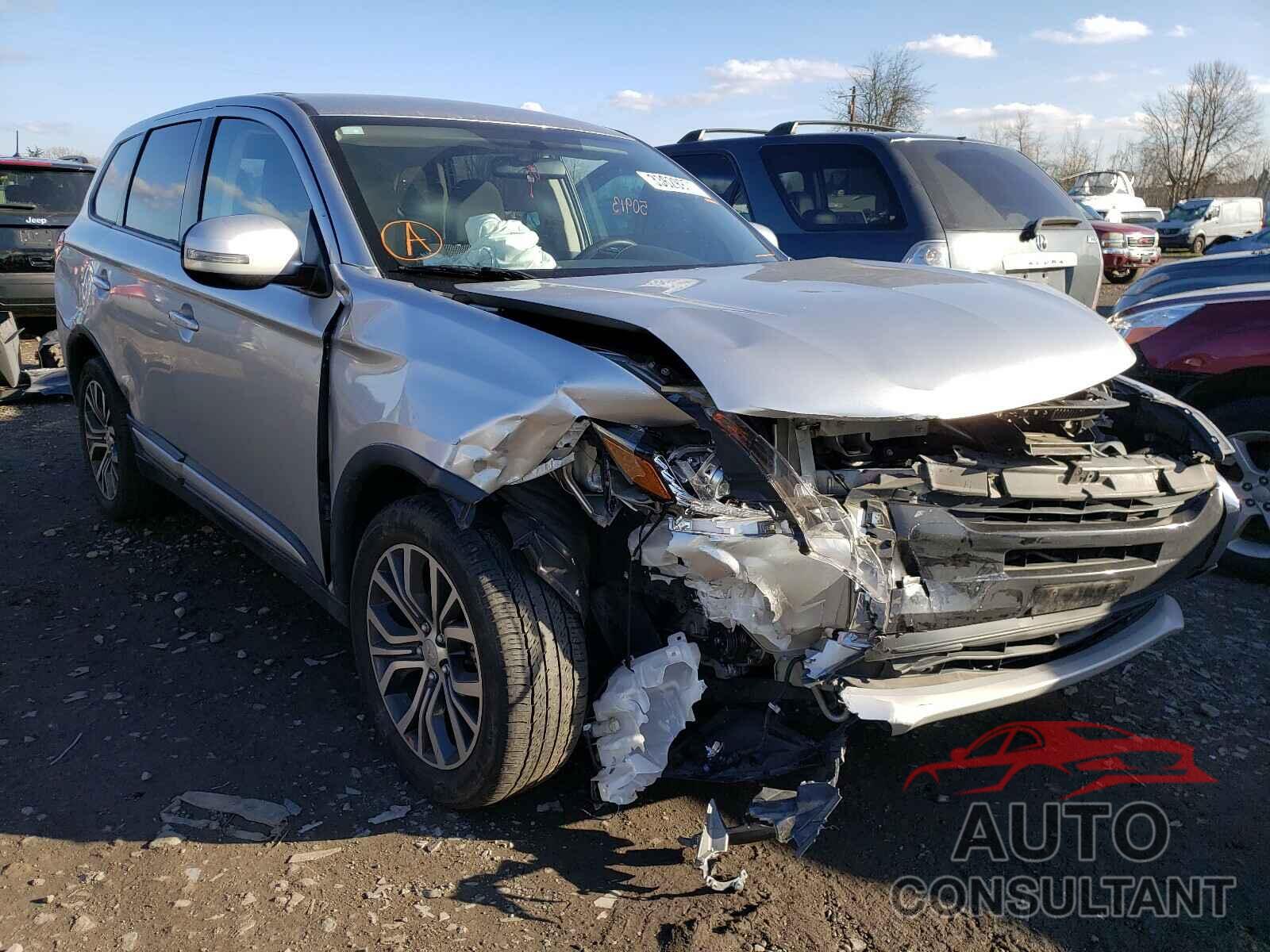MITSUBISHI OUTLANDER 2018 - JA4AZ3A32JZ041645