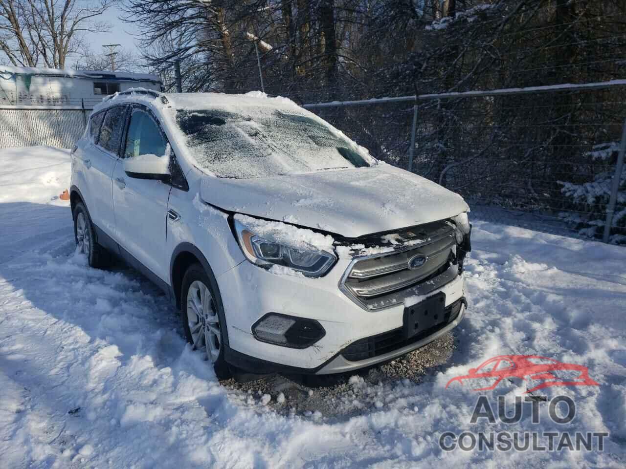 FORD ESCAPE 2017 - 1FMCU0GD7HUC75519