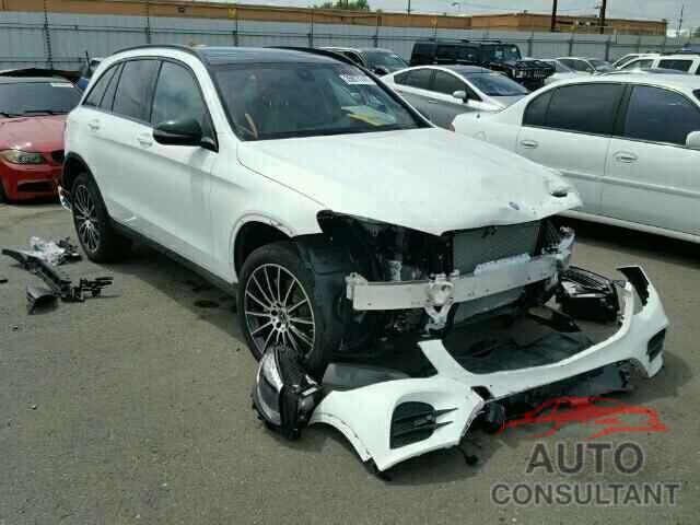 MERCEDES-BENZ GLC300 2017 - WDC0G4JB2HF244898