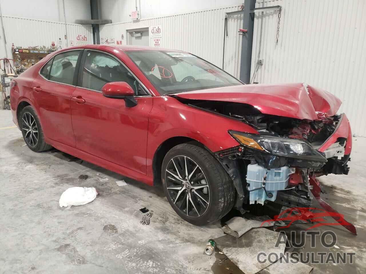 TOYOTA CAMRY 2021 - 4T1G11AK2MU470140