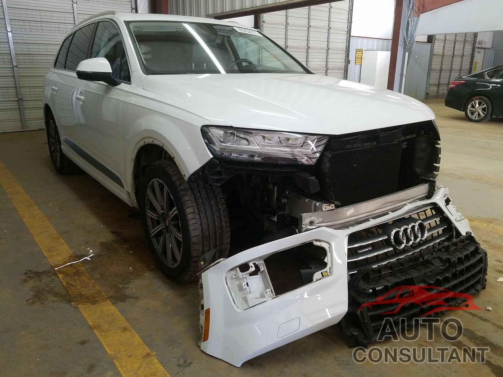 AUDI Q7 2018 - WA1LHAF79JD022678