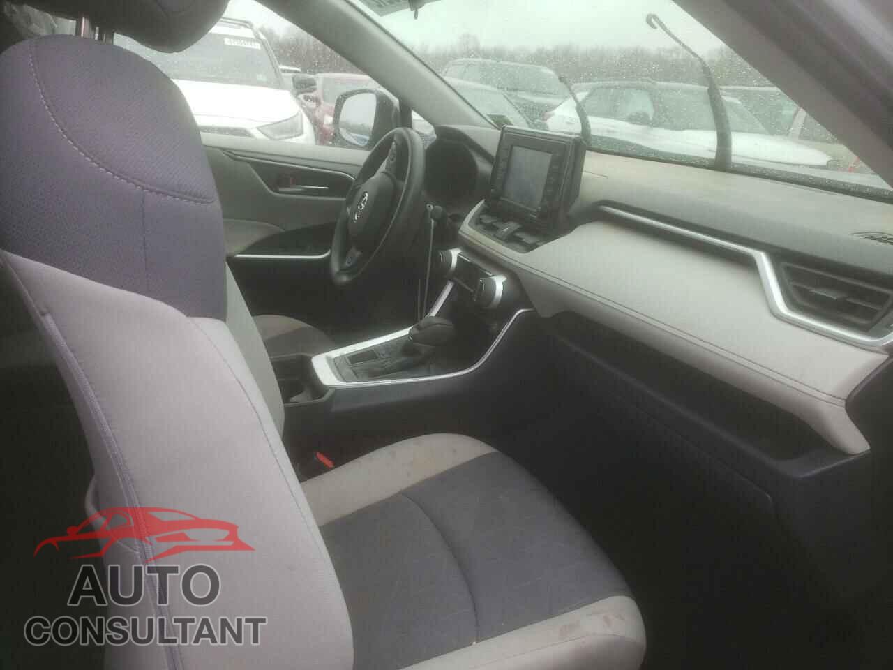 TOYOTA RAV4 2021 - JTMP1RFV7MD078213