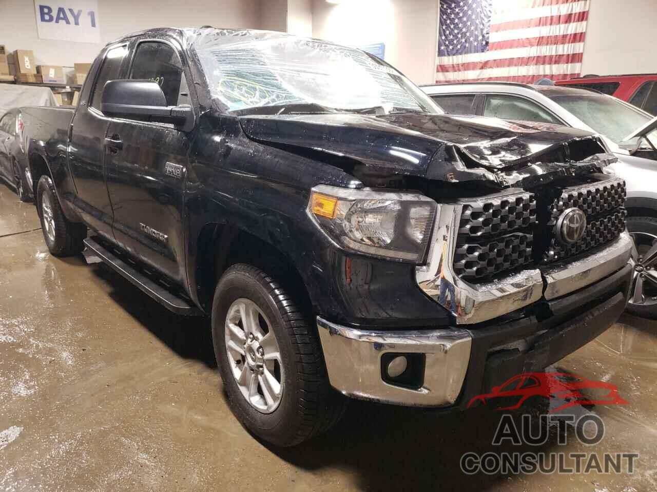 TOYOTA TUNDRA 2018 - 5TFUW5F12JX680666