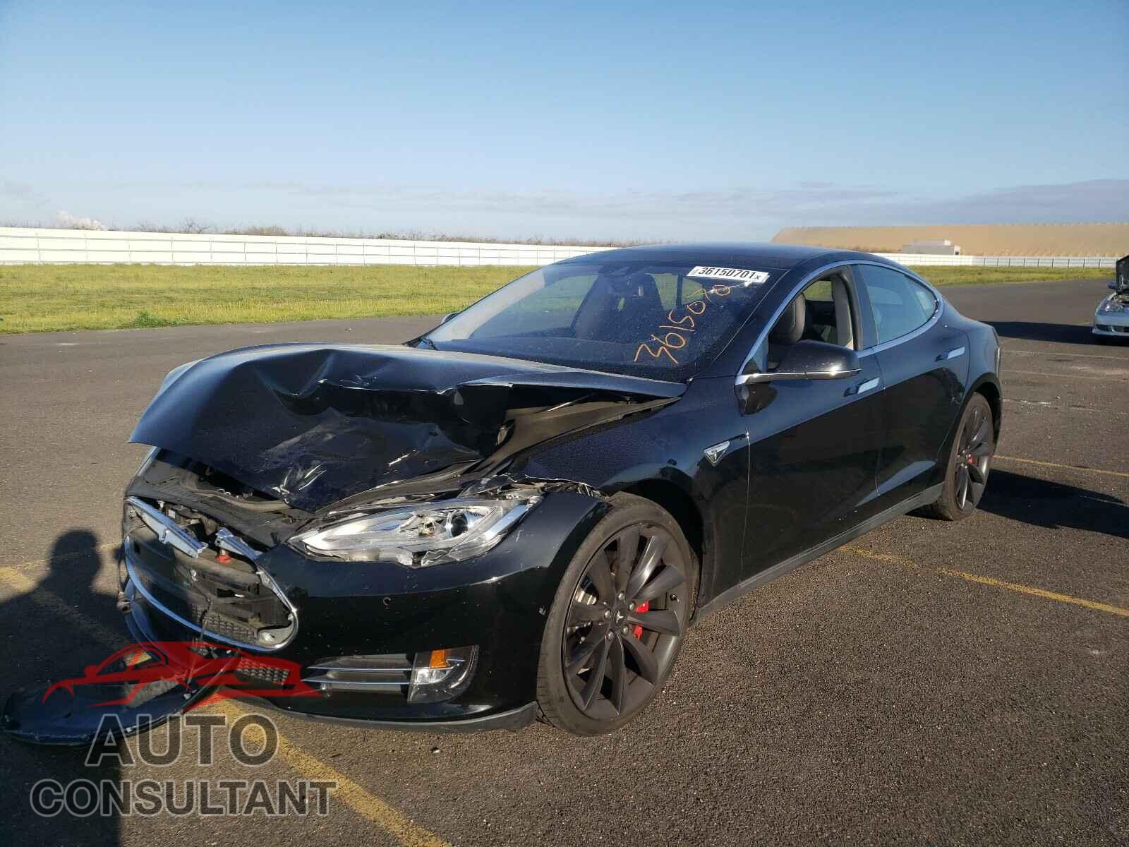 TESLA MODEL S 2014 - 5YJSA1H12EFP49528