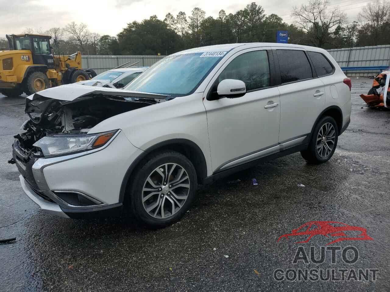 MITSUBISHI OUTLANDER 2018 - JA4AD3A30JZ037365