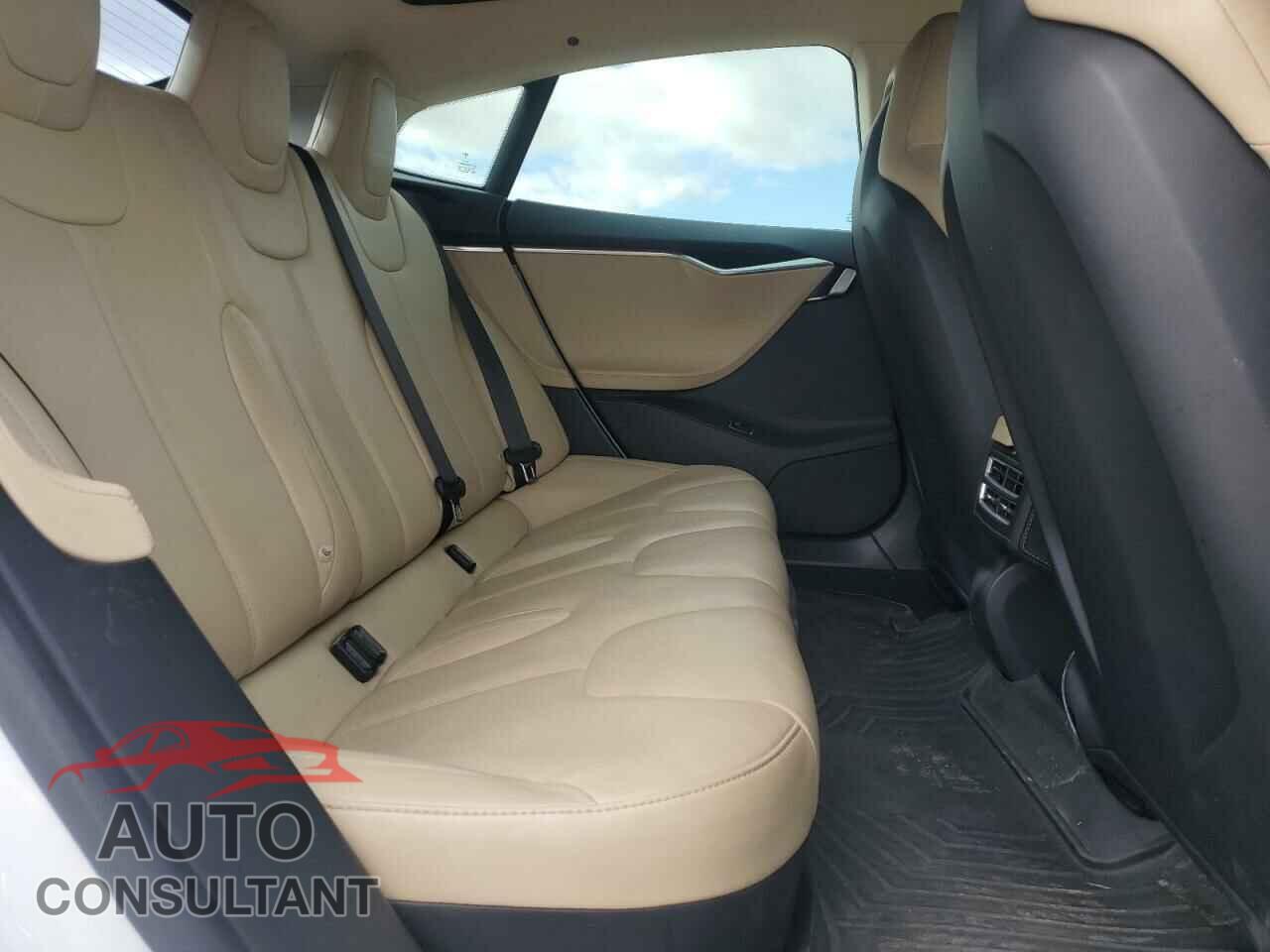 TESLA MODEL S 2015 - 5YJSA1H16FF084098