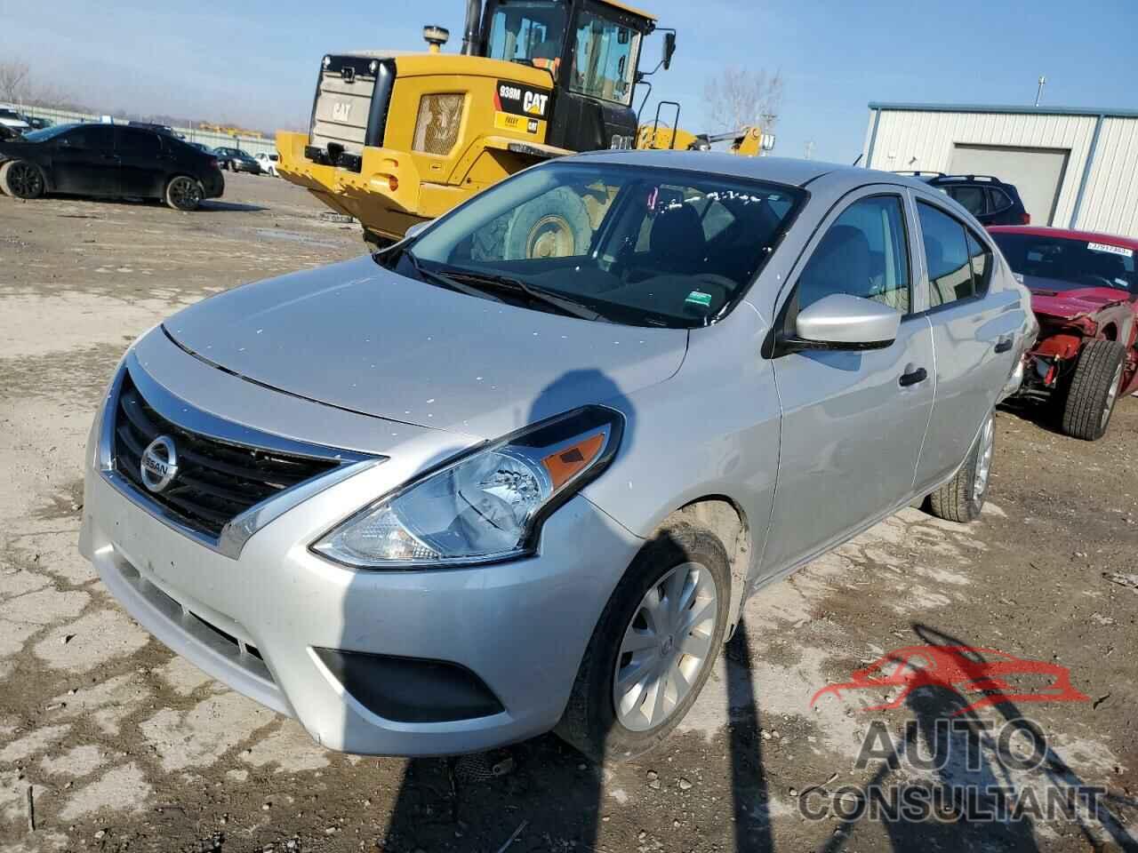 NISSAN VERSA 2018 - 3N1CN7APXJL839289