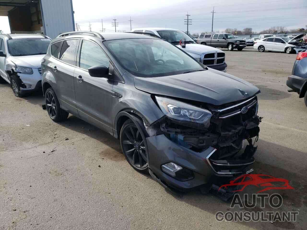 FORD ESCAPE 2017 - 1FMCU9GD6HUC80795