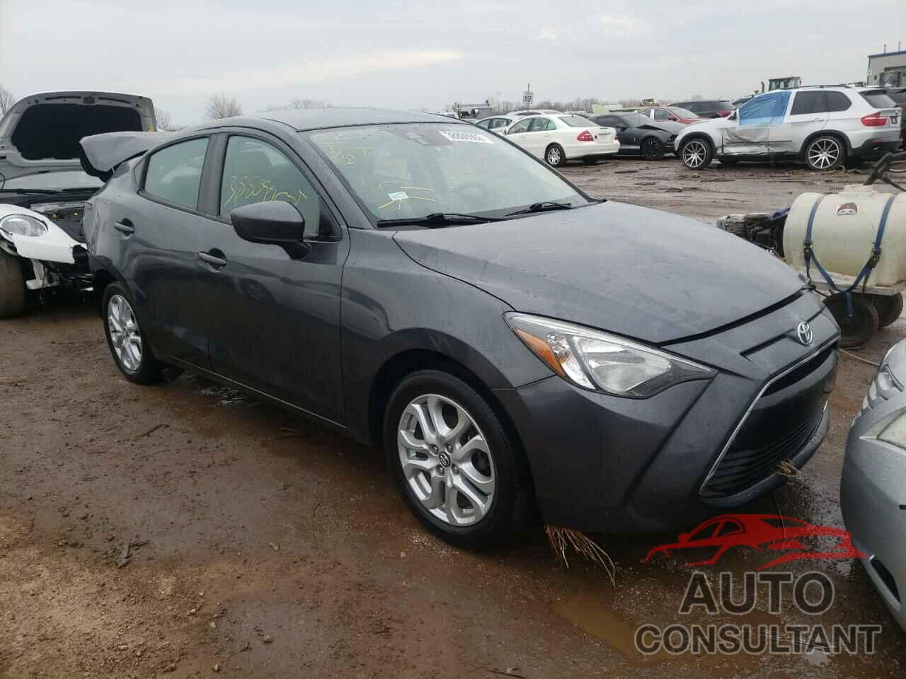 TOYOTA YARIS 2017 - 3MYDLBYV9HY171868