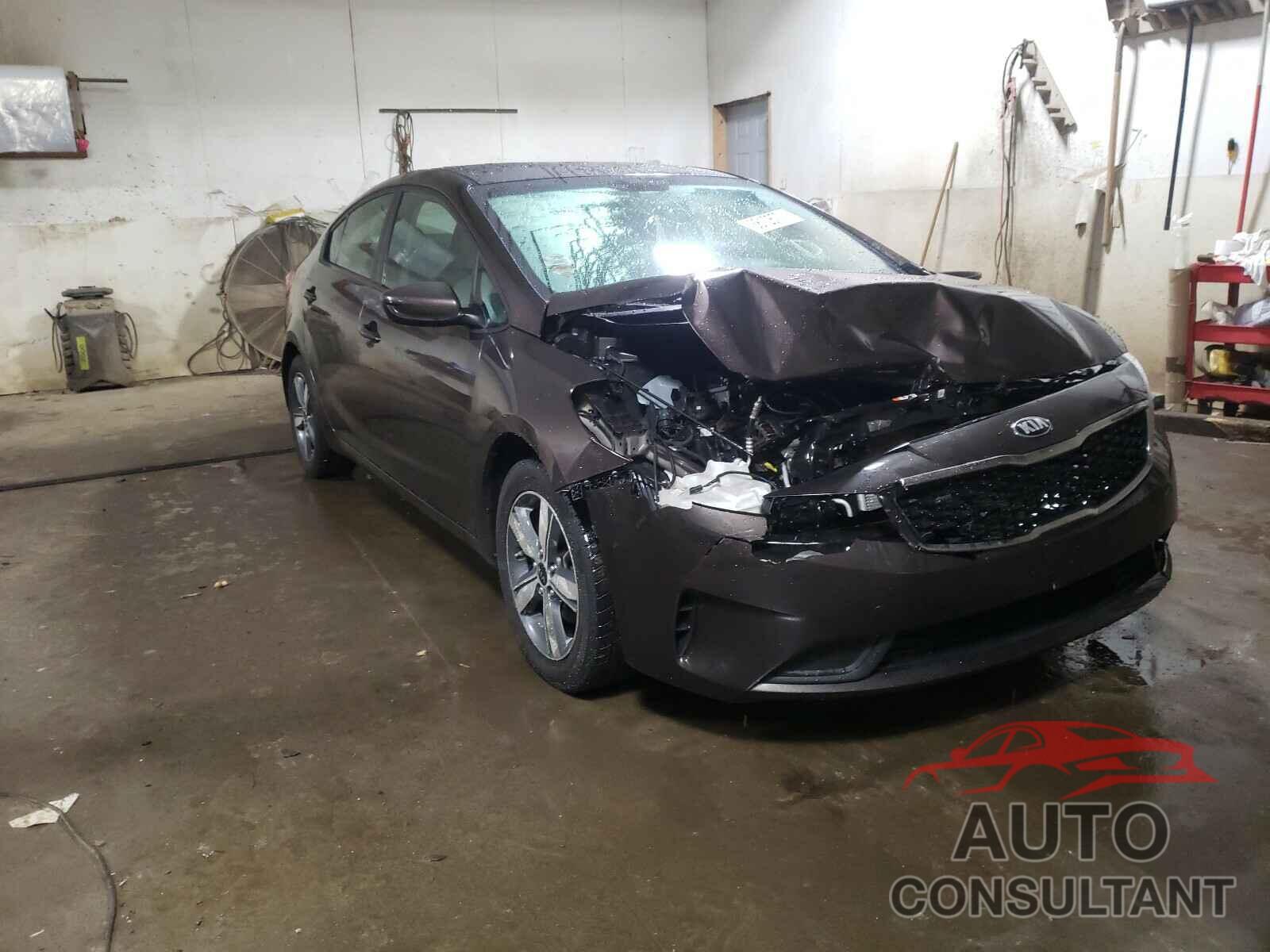 KIA FORTE 2018 - 3KPFL4A74JE174117