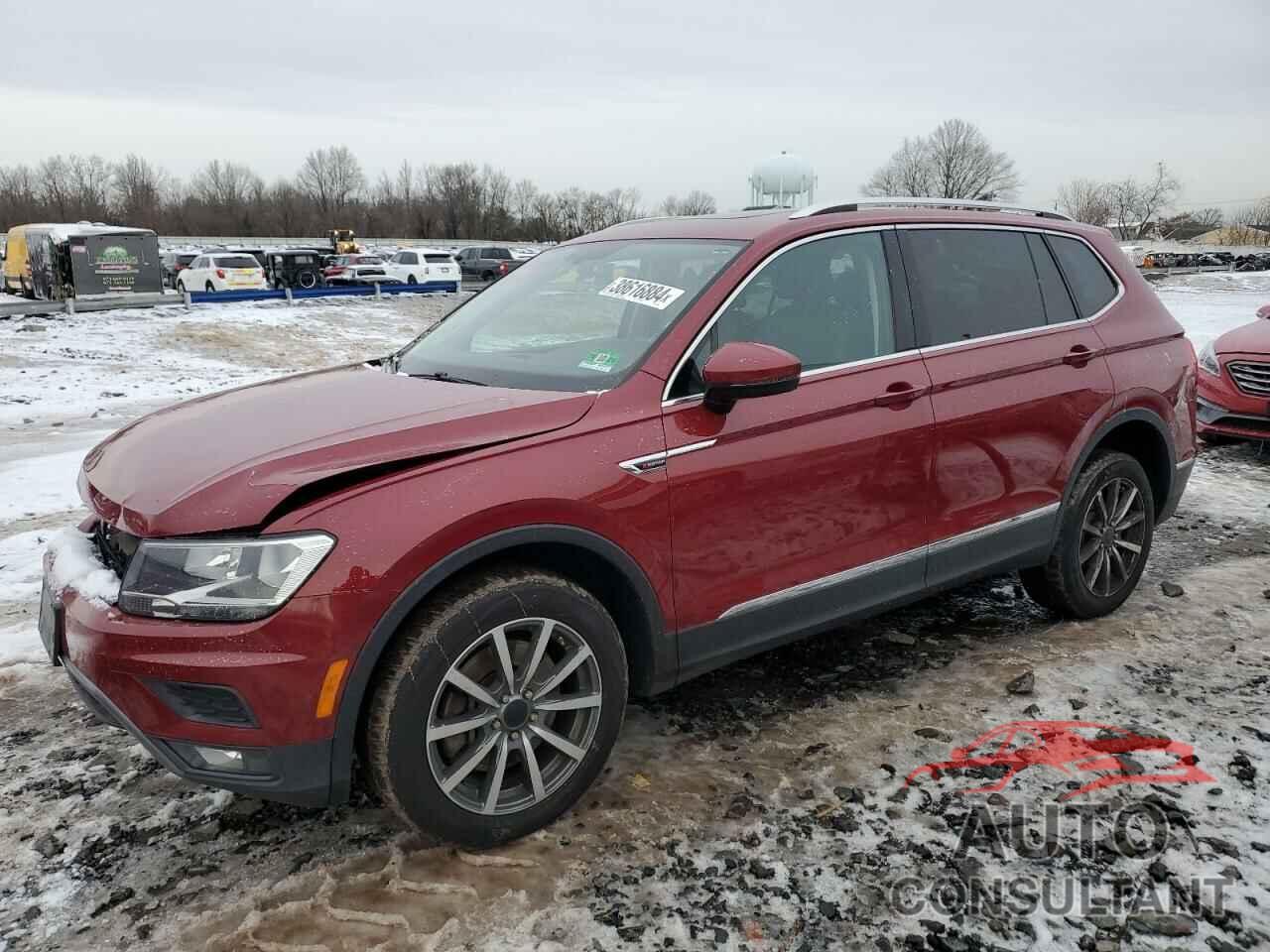 VOLKSWAGEN TIGUAN 2018 - 3VV2B7AX9JM184488