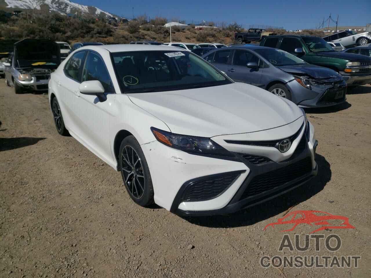 TOYOTA CAMRY 2021 - 4T1G11AK6MU424004