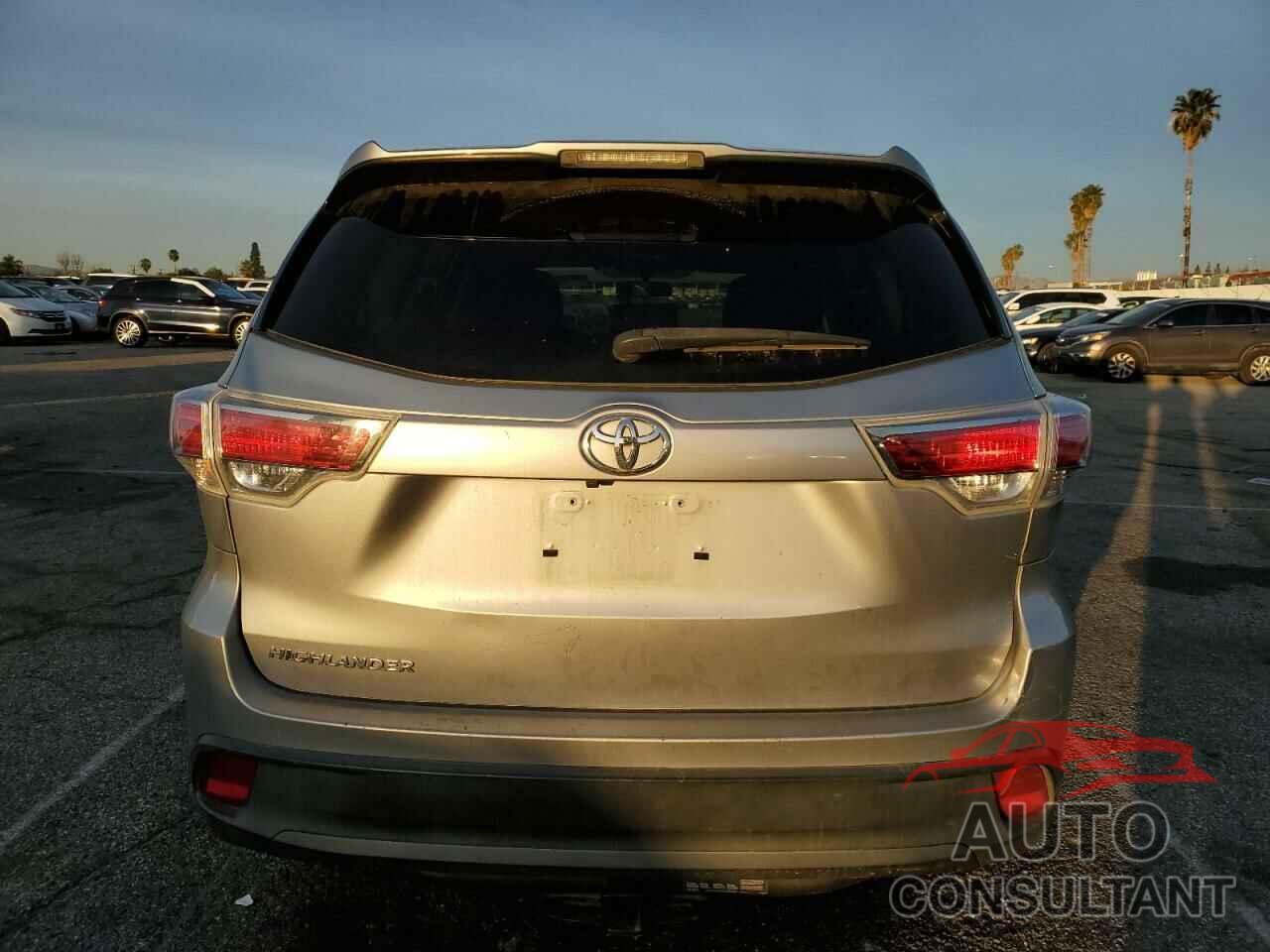 TOYOTA HIGHLANDER 2016 - 5TDZARFH9GS020955