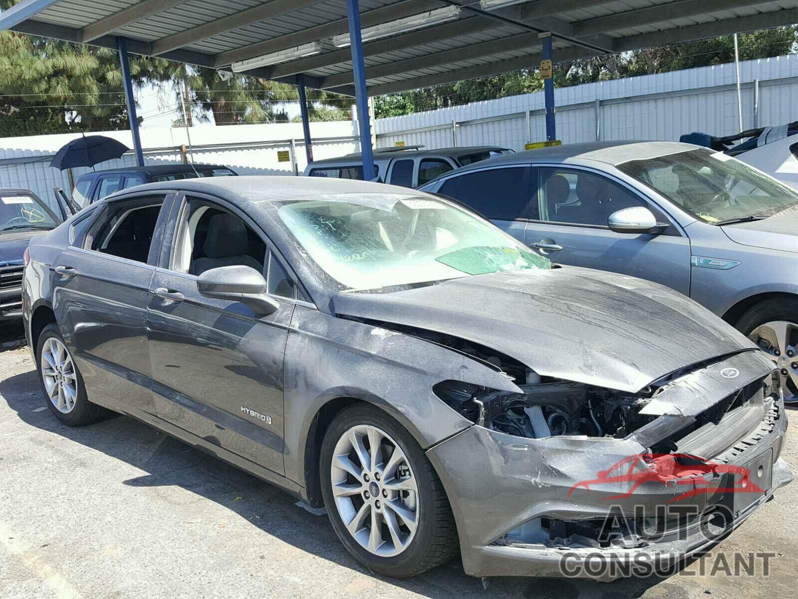 FORD FUSION 2017 - 3FA6P0LU2HR141903