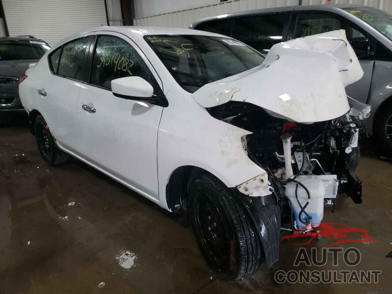 NISSAN VERSA 2017 - 3N1CN7AP4HK469425