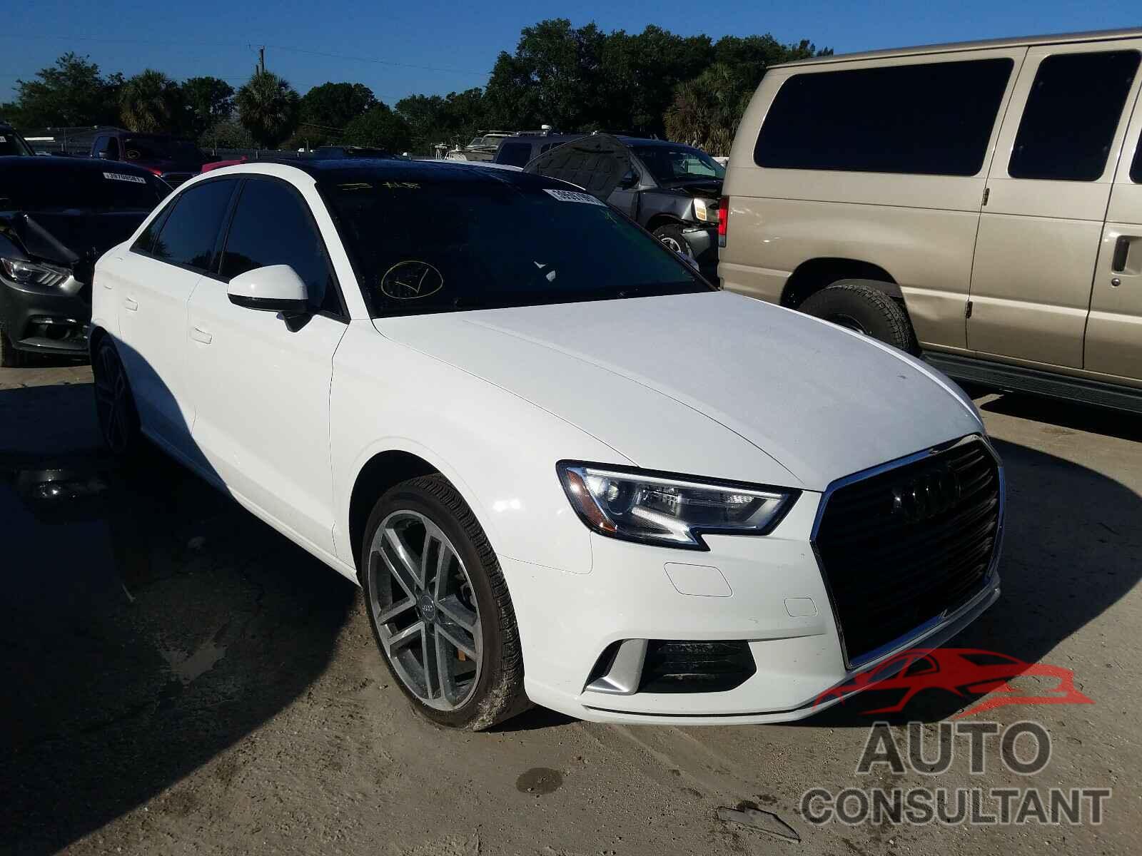 AUDI A3 2017 - WAUAUGFFXH1032793