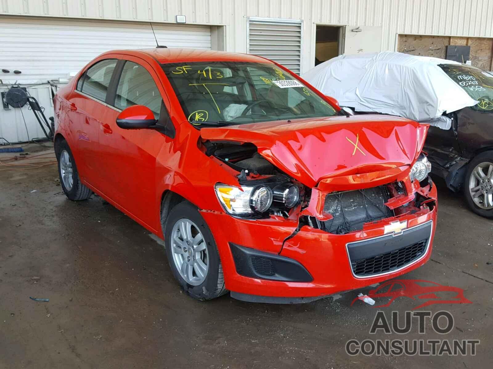 CHEVROLET SONIC 2015 - 1G1JC5SH0F4129880