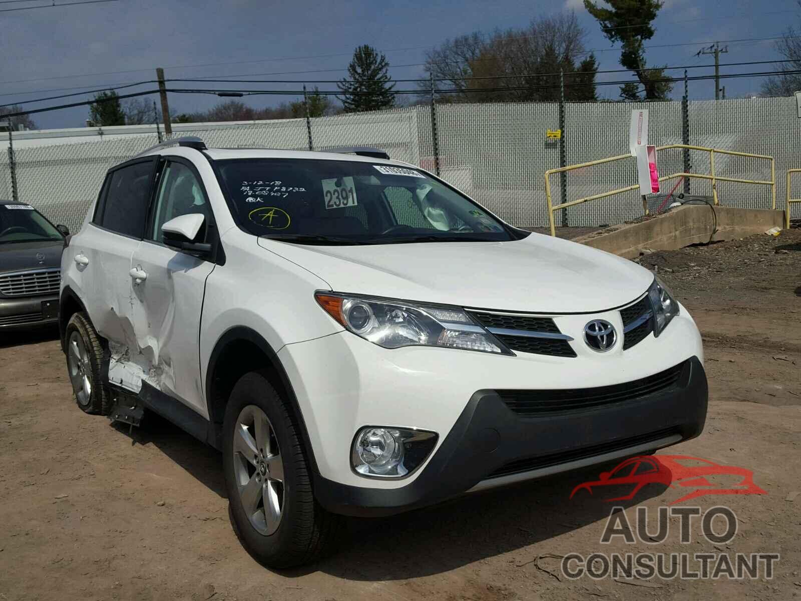 TOYOTA RAV4 2015 - 2T3RFREV2FW285819