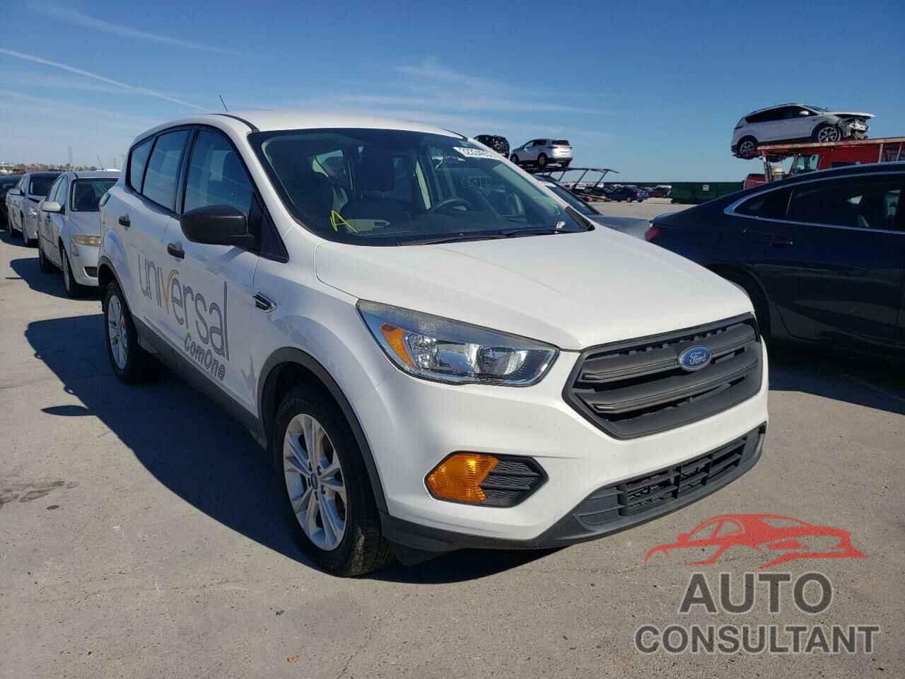 FORD ESCAPE 2017 - 1FMCU0F77HUC18345
