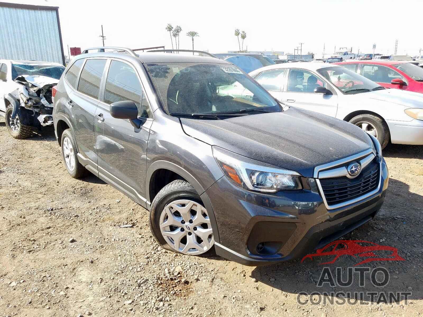 SUBARU FORESTER 2019 - JF2SKACC2KH523704