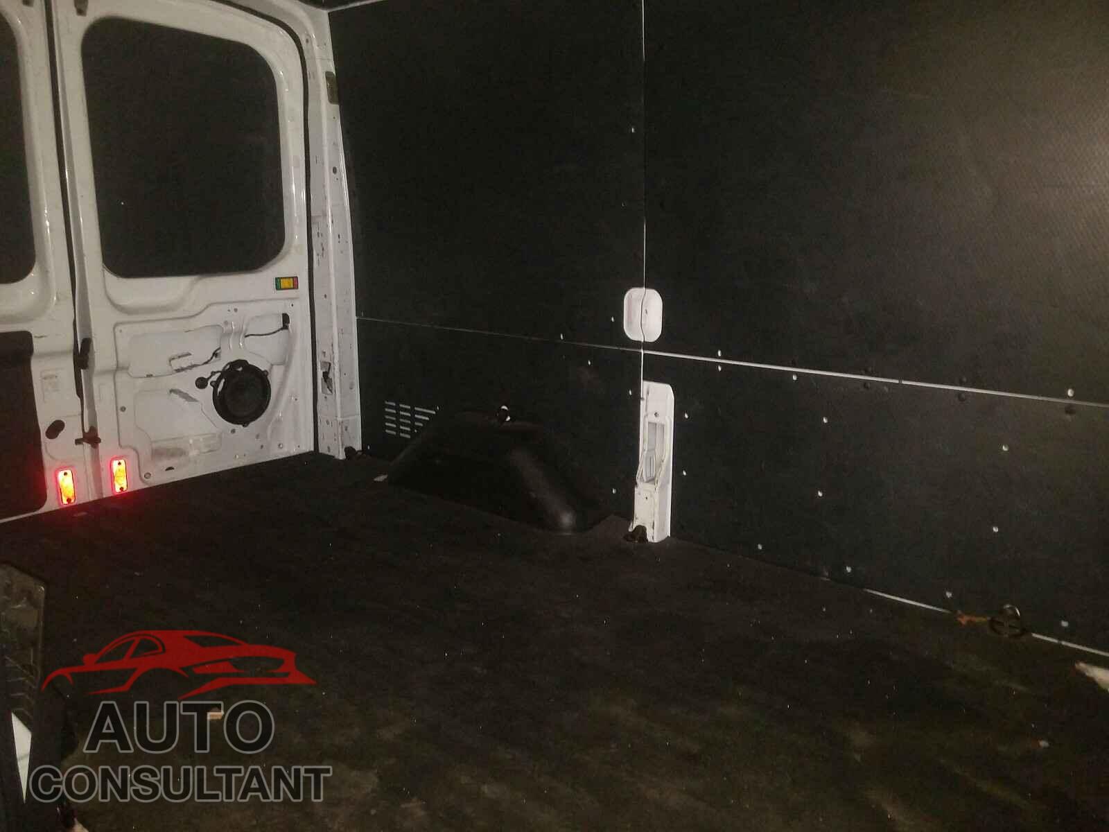 FORD TRANSIT CO 2017 - 1FTYE1CM0HKB33902