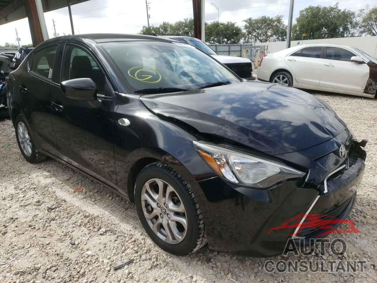 TOYOTA YARIS 2017 - 3MYDLBYV2HY158041