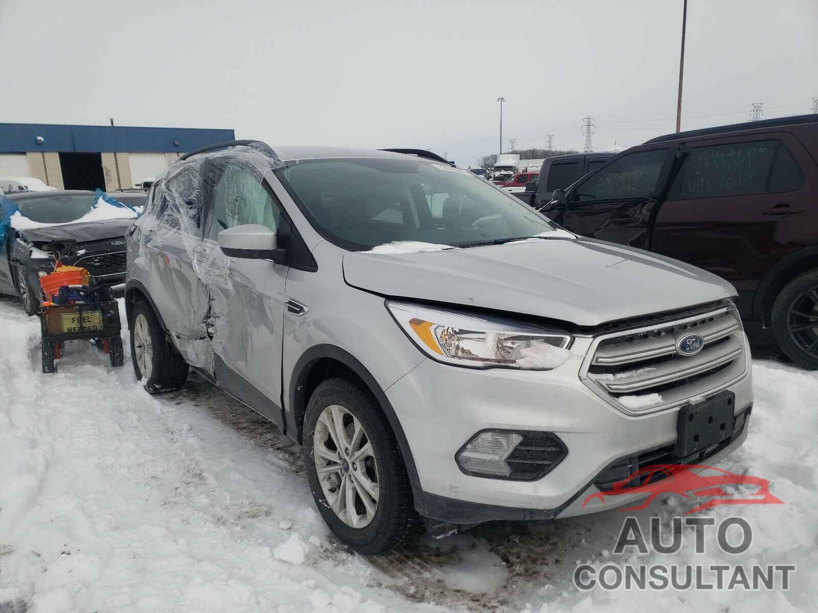 FORD ESCAPE 2018 - 1FMCU0GD2JUC03181