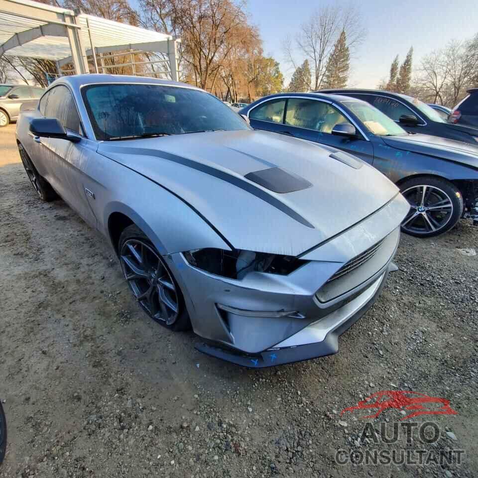 FORD MUSTANG 2020 - 5TFDW5F1XKX848846