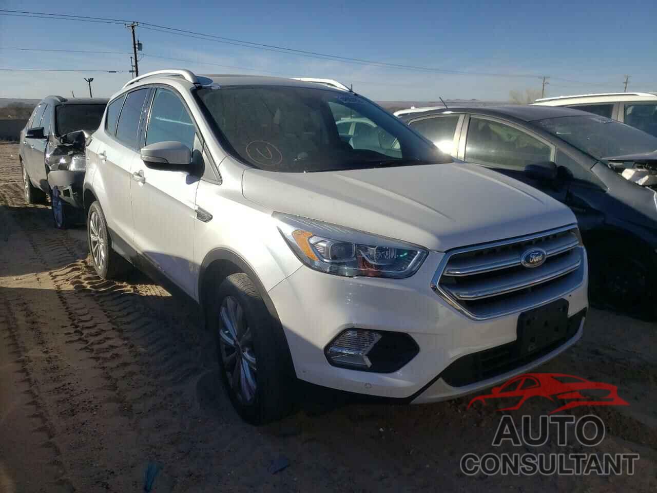 FORD ESCAPE 2017 - 1FMCU9J98HUC01521