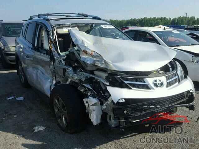 TOYOTA RAV4 2015 - JTMRFREV9FD163388