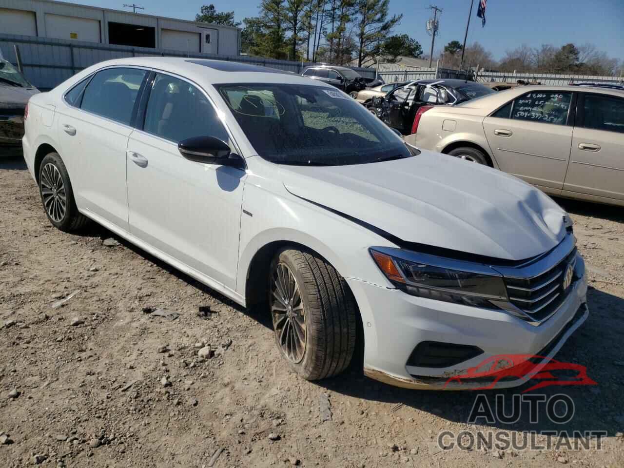VOLKSWAGEN PASSAT 2022 - 1VWBA7A34NC006233