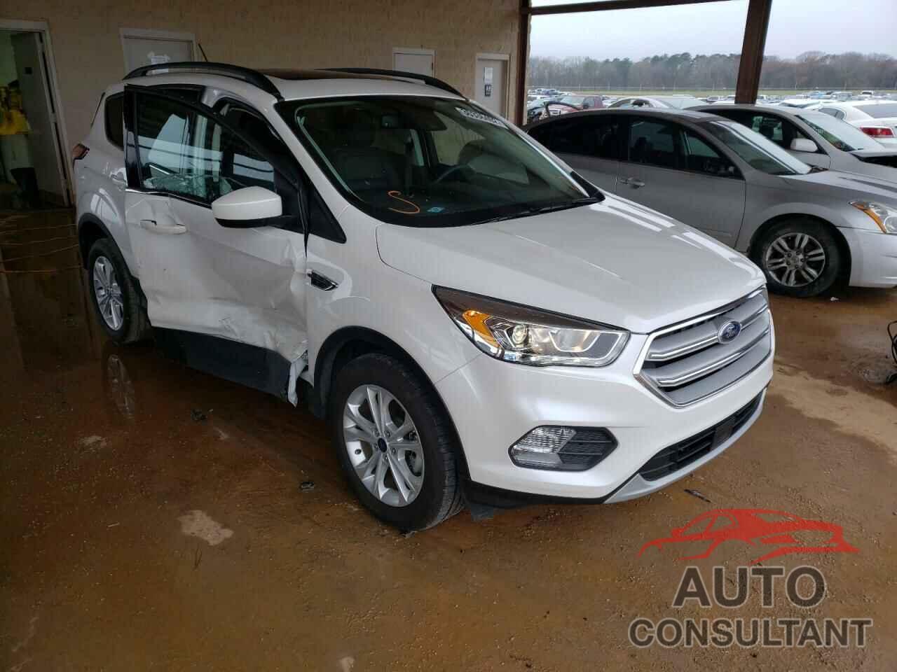 FORD ESCAPE 2018 - 1FMCU0HD5JUB20200