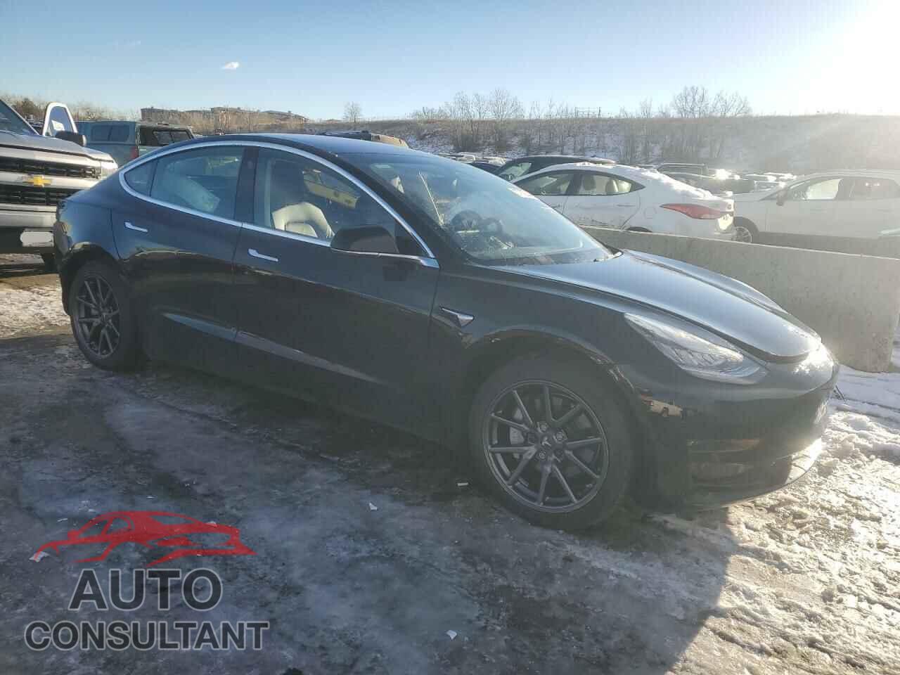 TESLA MODEL 3 2018 - 5YJ3E1EB7JF186816