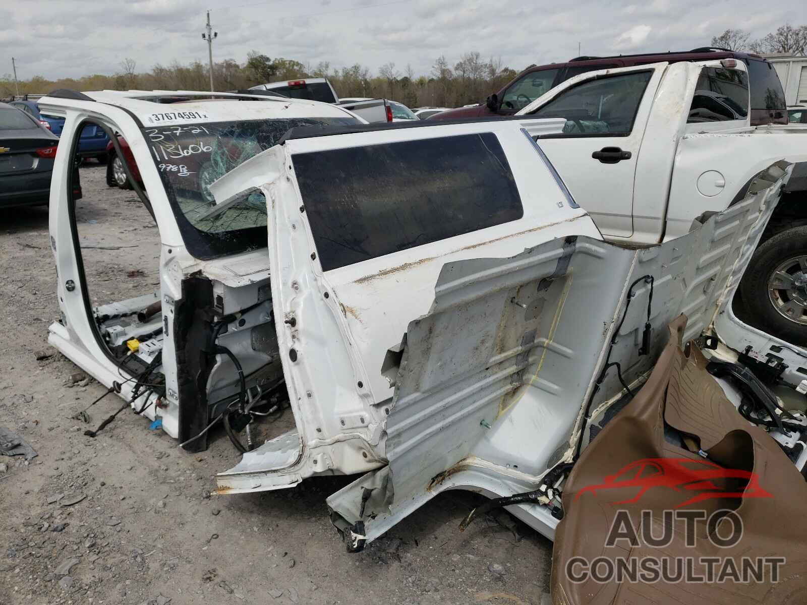 CHEVROLET SUBURBAN 2017 - 1GNSCHKC0HR292107