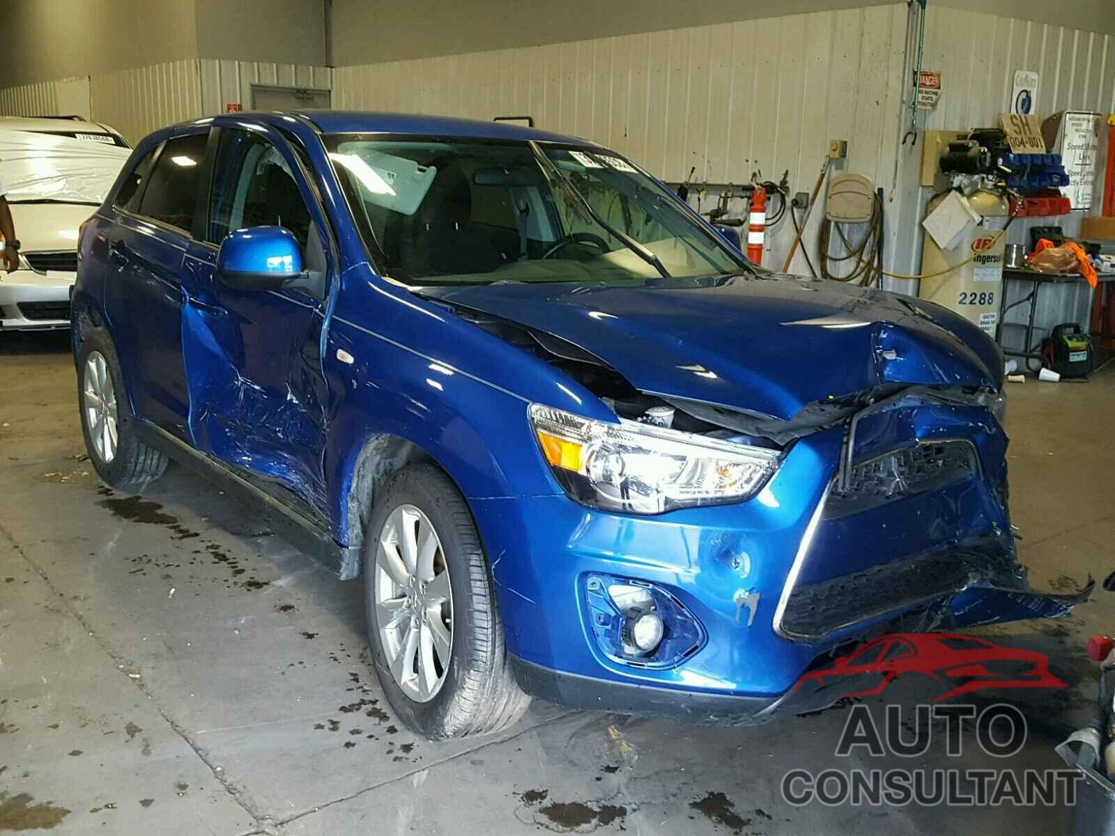 MITSUBISHI OUTLANDER SPORT ES 2015 - 4A4AP3AU5FE013432