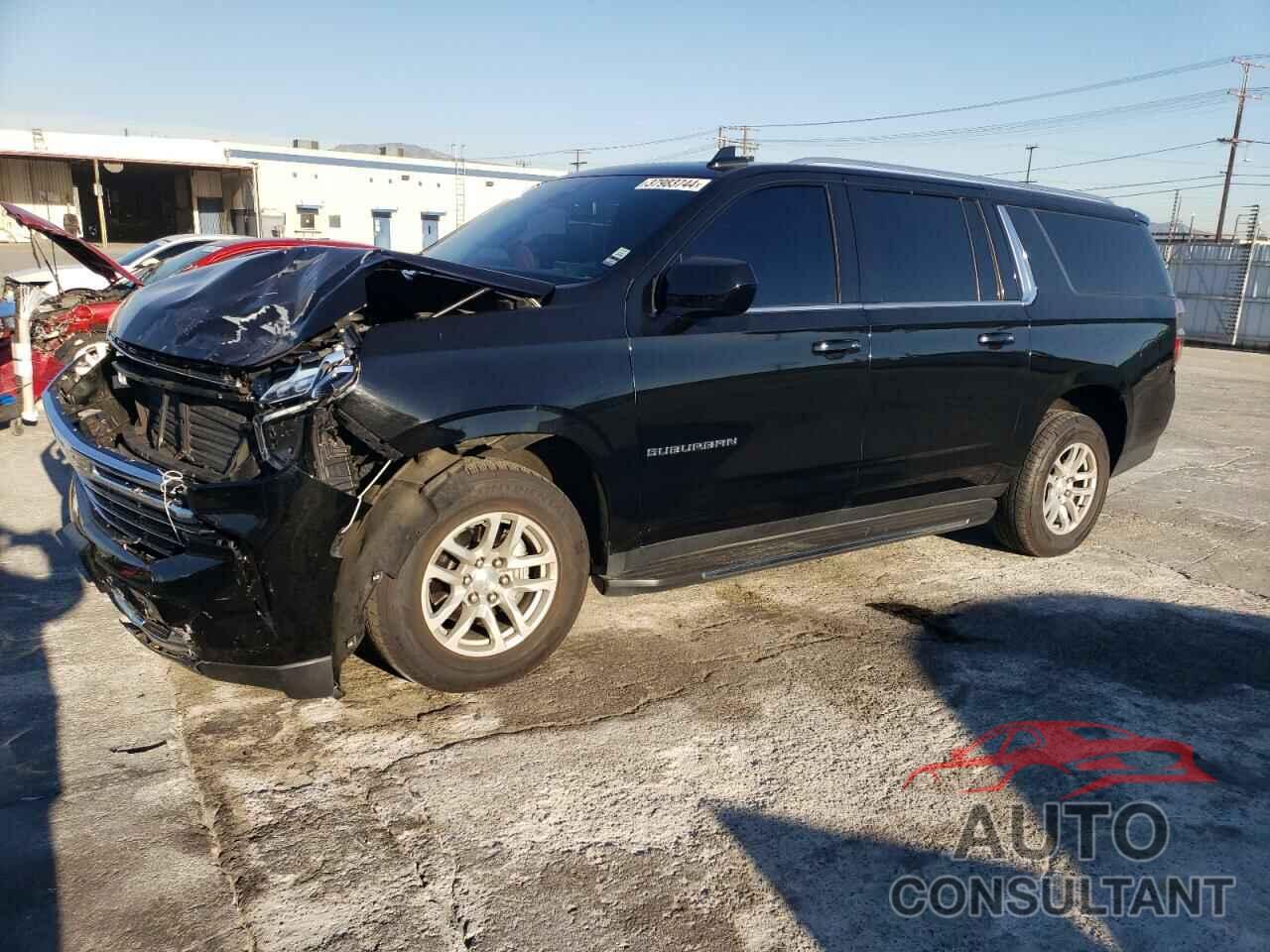 CHEVROLET SUBURBAN 2021 - 1GNSCCKDXMR387537