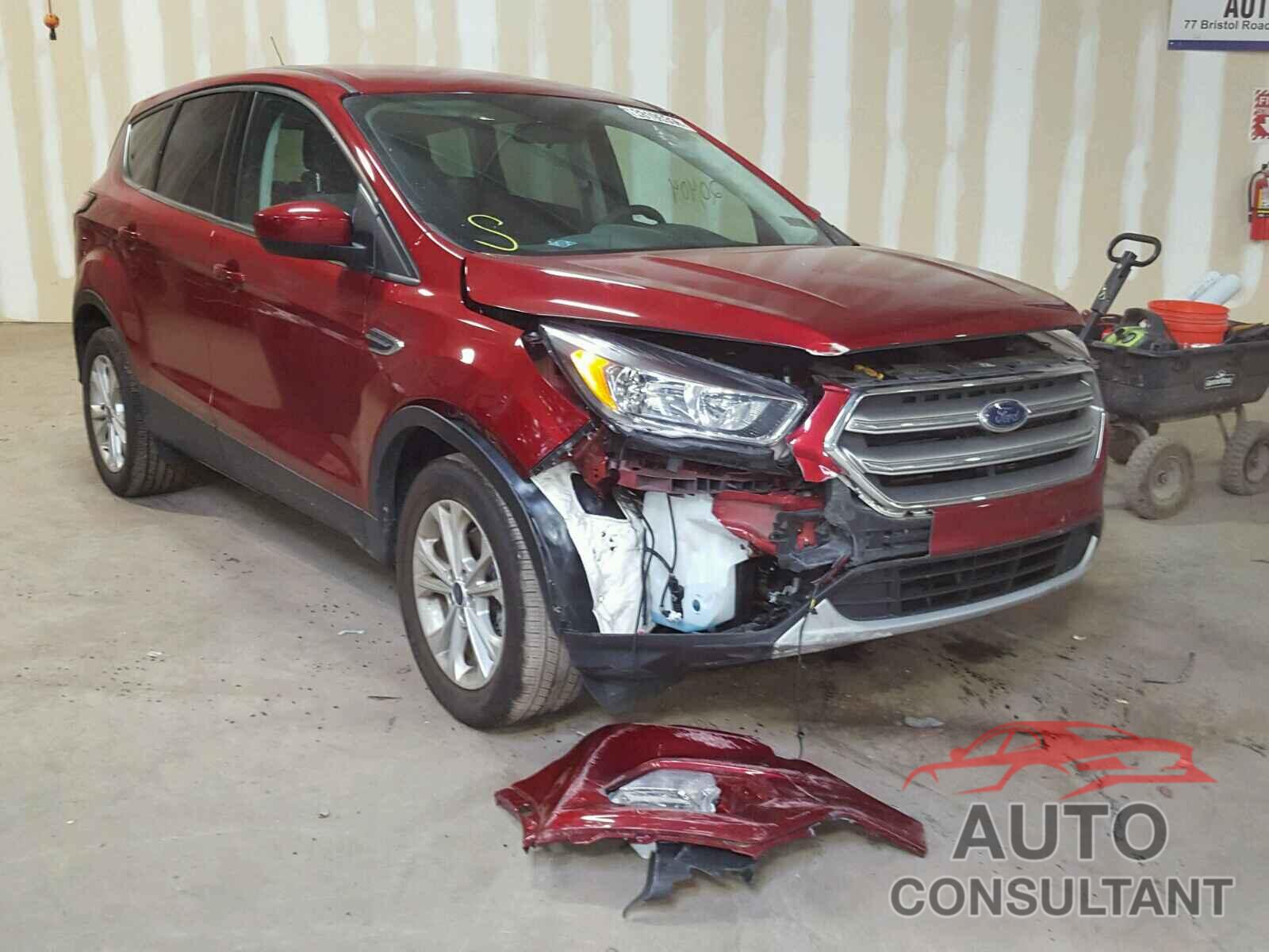 FORD ESCAPE 2017 - 1FMCU0GD1HUD03282