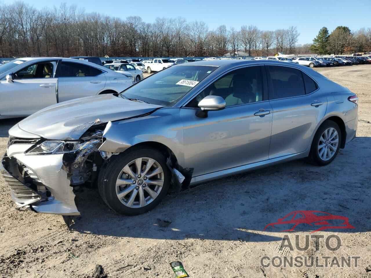 TOYOTA CAMRY 2018 - 4T1B11HK9JU096167