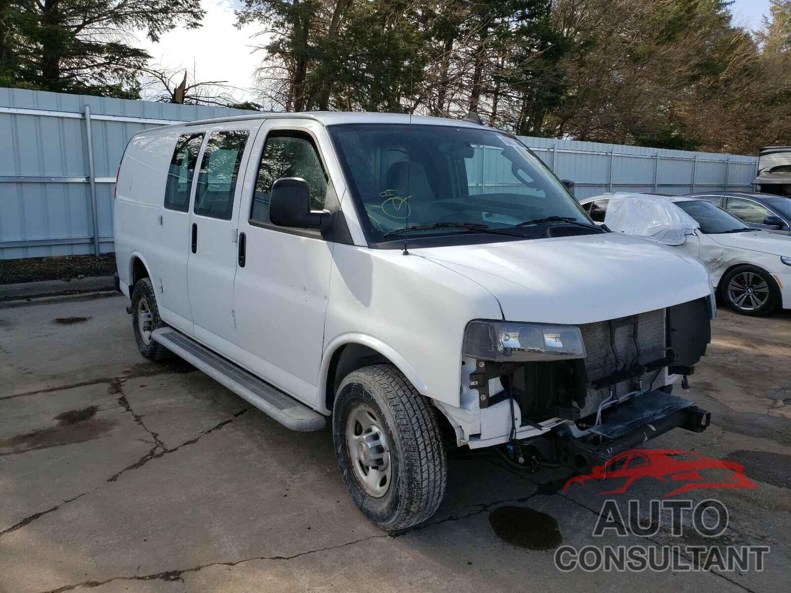 CHEVROLET EXPRESS 2020 - 1GCWGAFG7L1228317